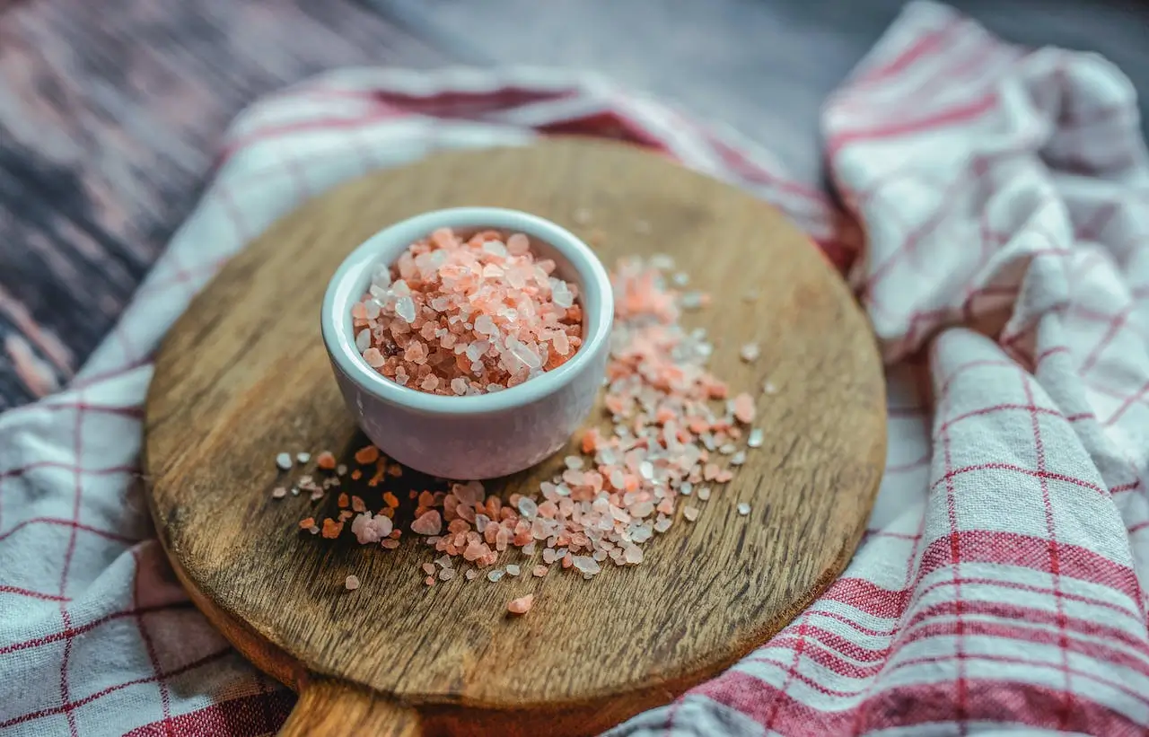 comparison of sea salt and himalayan salt